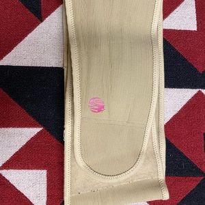 Women’s pregnant bellyband